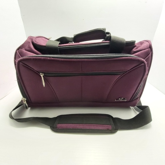 Skyway Travel Bag with shoulder strap - Picture 1 of 4